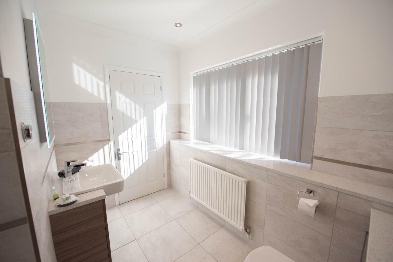 Riseden Bed And Breakfast Maidstone Extérieur photo