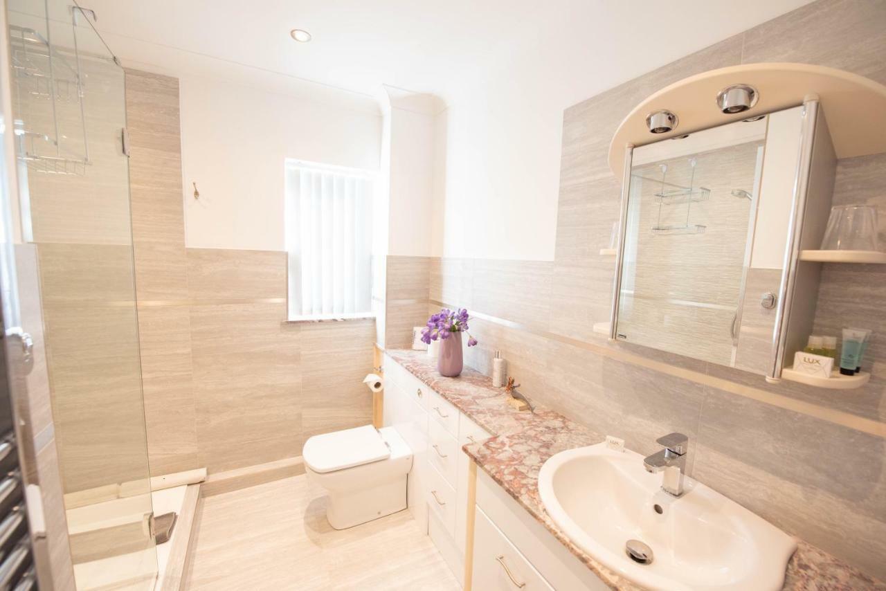 Riseden Bed And Breakfast Maidstone Extérieur photo