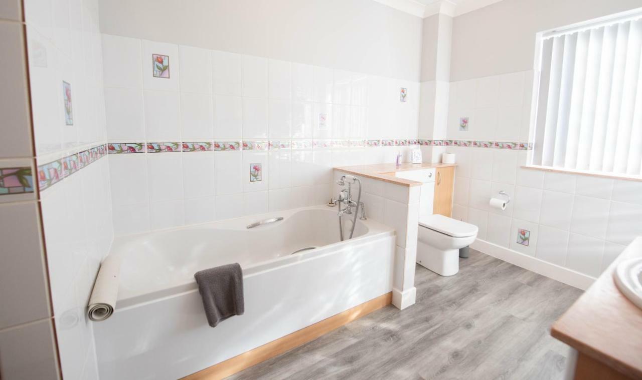 Riseden Bed And Breakfast Maidstone Extérieur photo